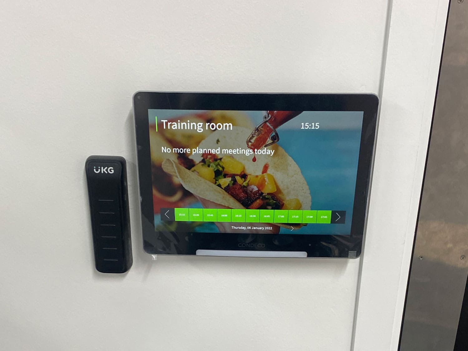 Digital Room Booking System Installation